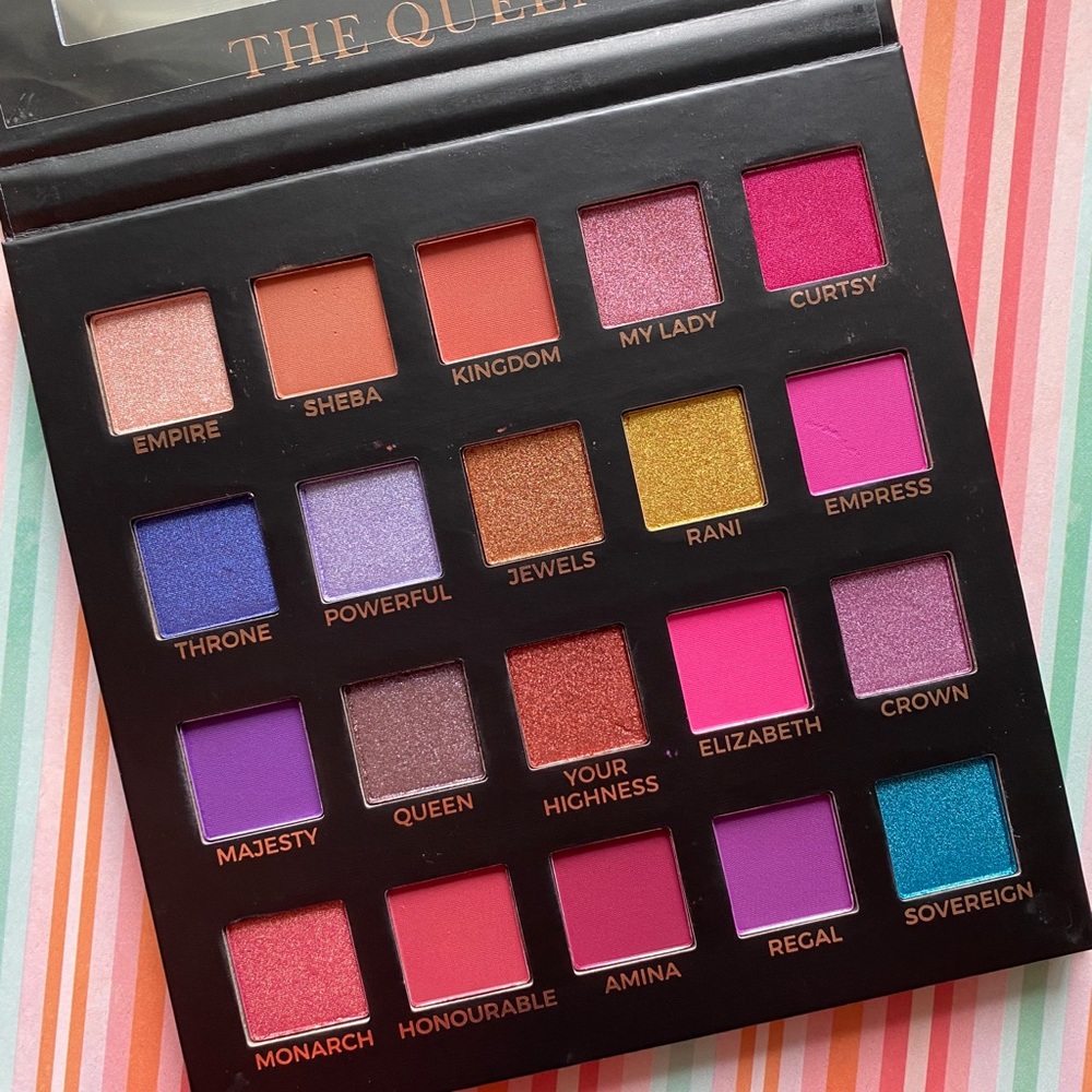 Eloise The Queen Eyeshadow Palette